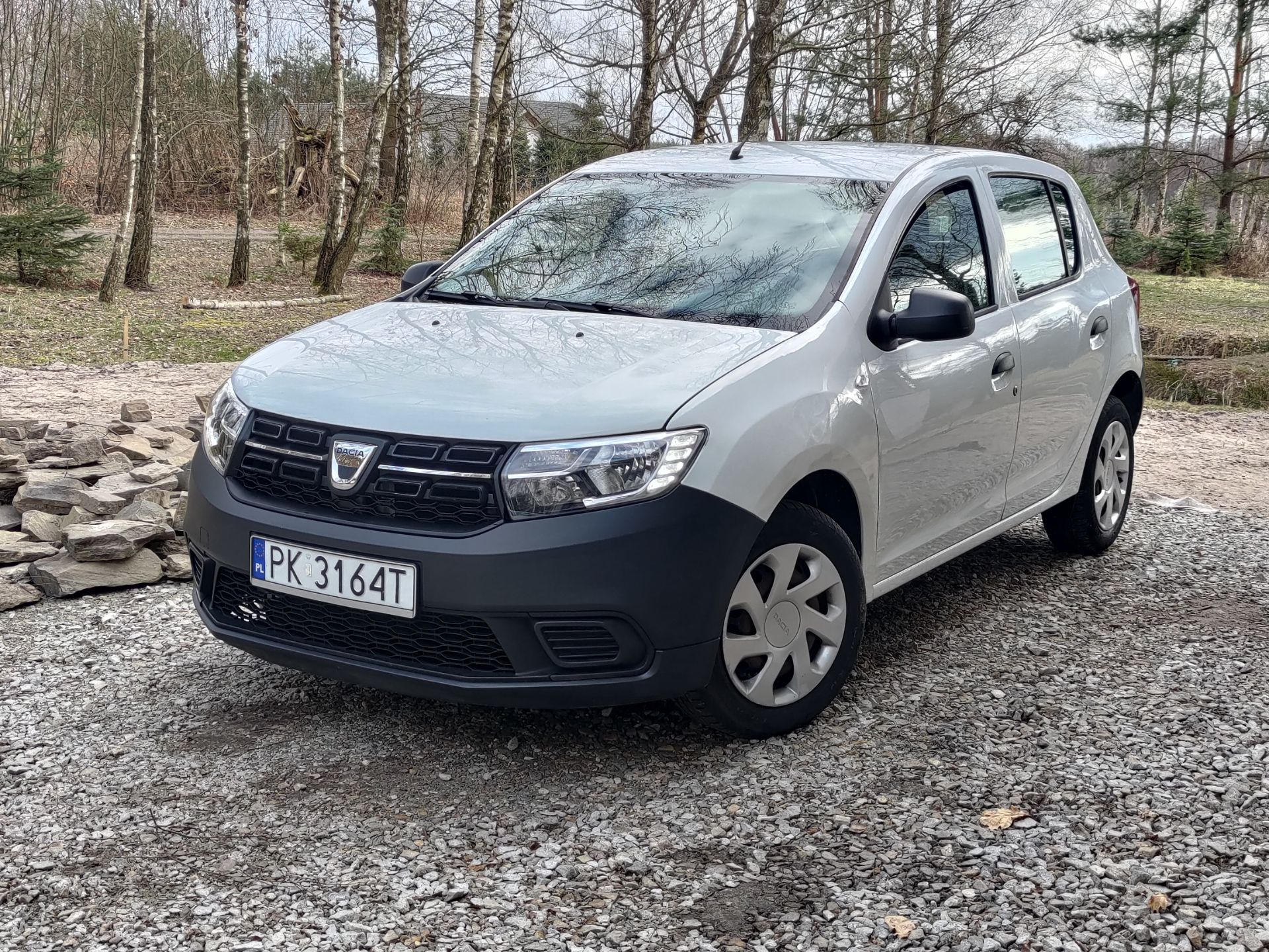 Maska do Dacii Sandero 2 w bardzo dobrym stanie - miniaturka 6