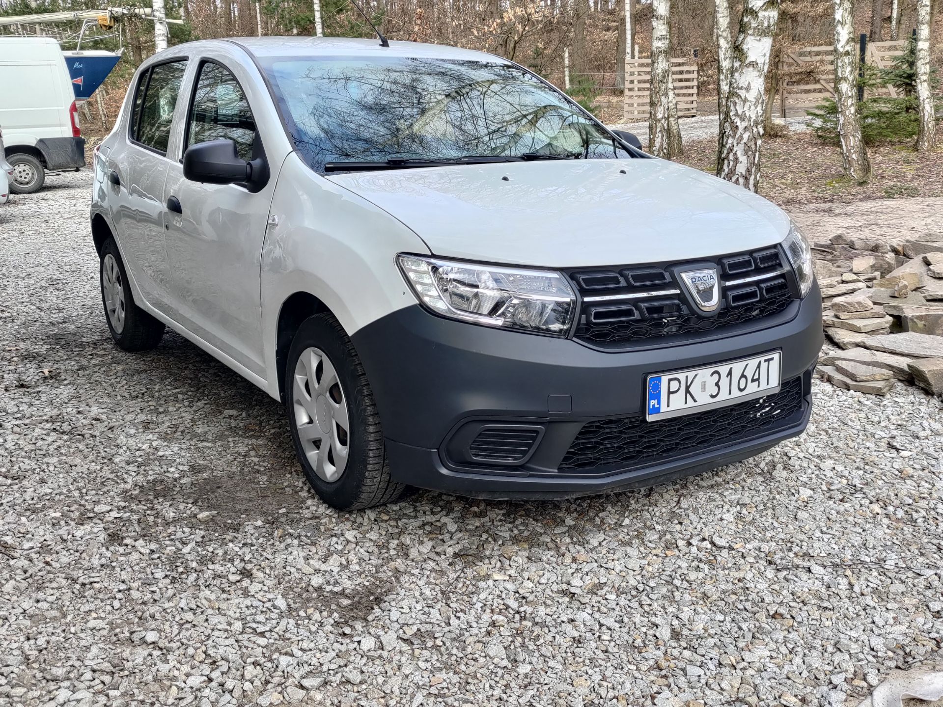 Maska do Dacii Sandero 2 w bardzo dobrym stanie - miniaturka 8